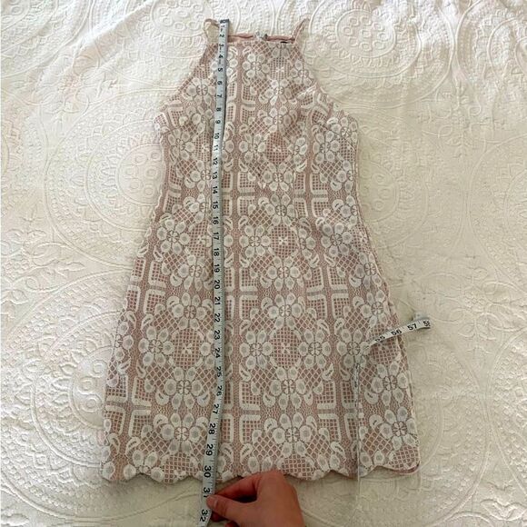 Forever 21 size S Bodycon Crochet Overlay High Neck Scallop Hem Dress - Picture 7 of 10